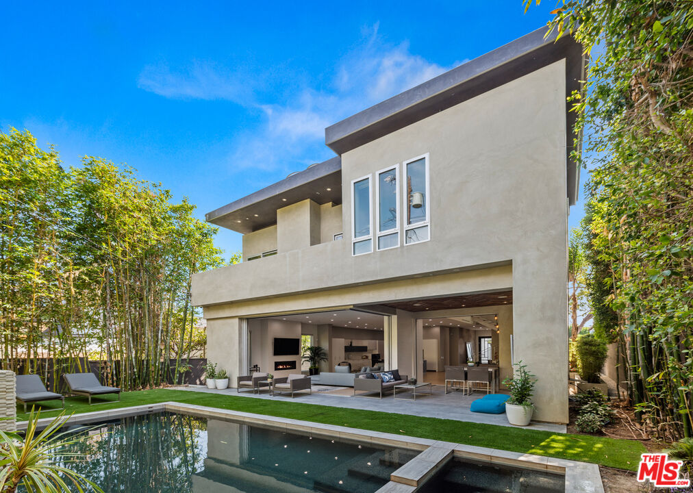 Property photo for 6617 LINDENHURST AVE, Los Angeles, CA