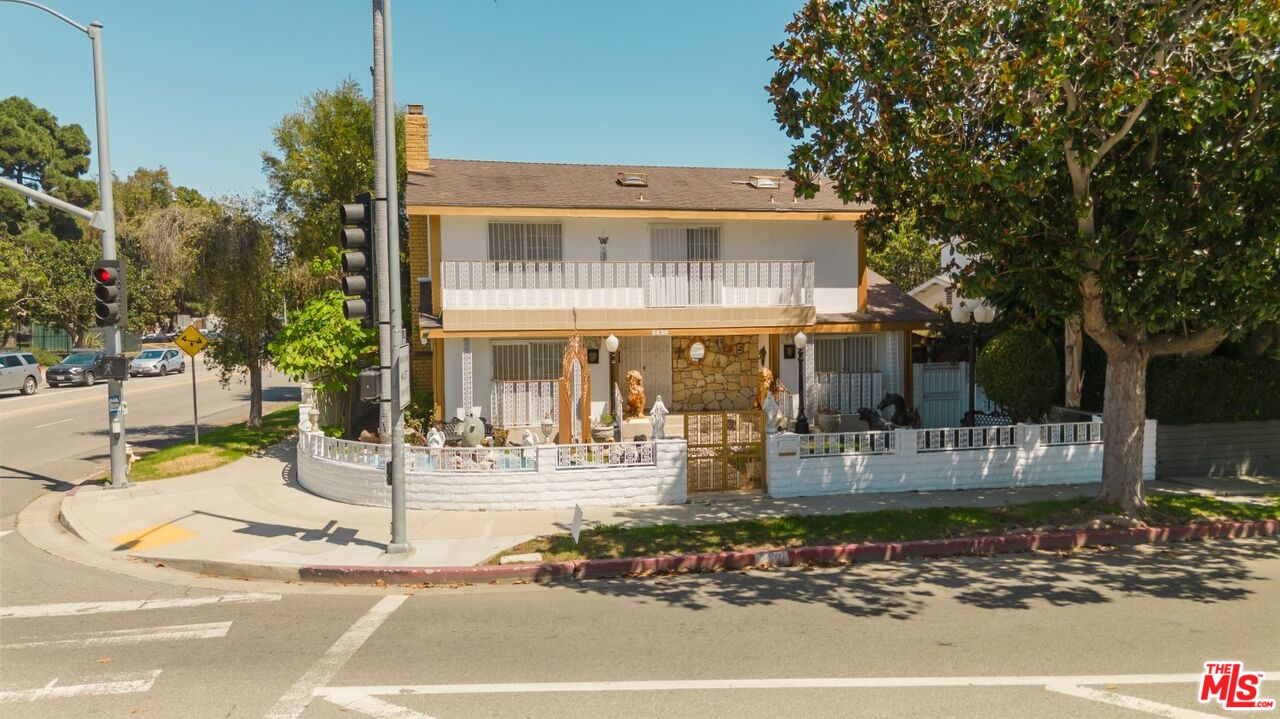 Property photo for 3430 Mclaughlin Ave, Los Angeles, CA