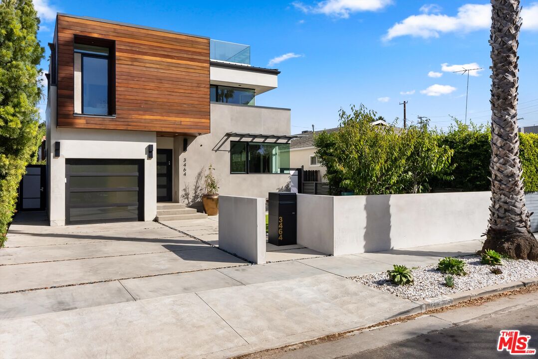 Property photo for 3464 Greenwood Ave, Los Angeles, CA