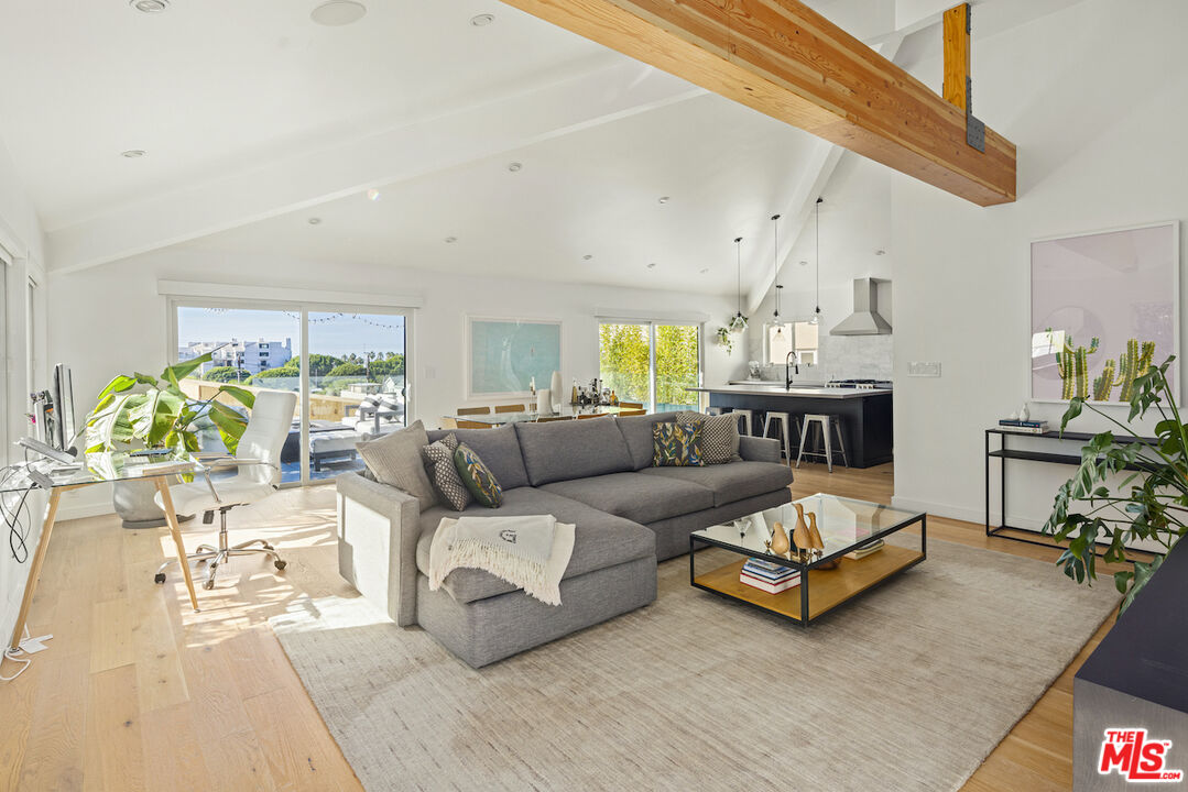 Property photo for 2918 3rd St, #1, Santa Monica, CA