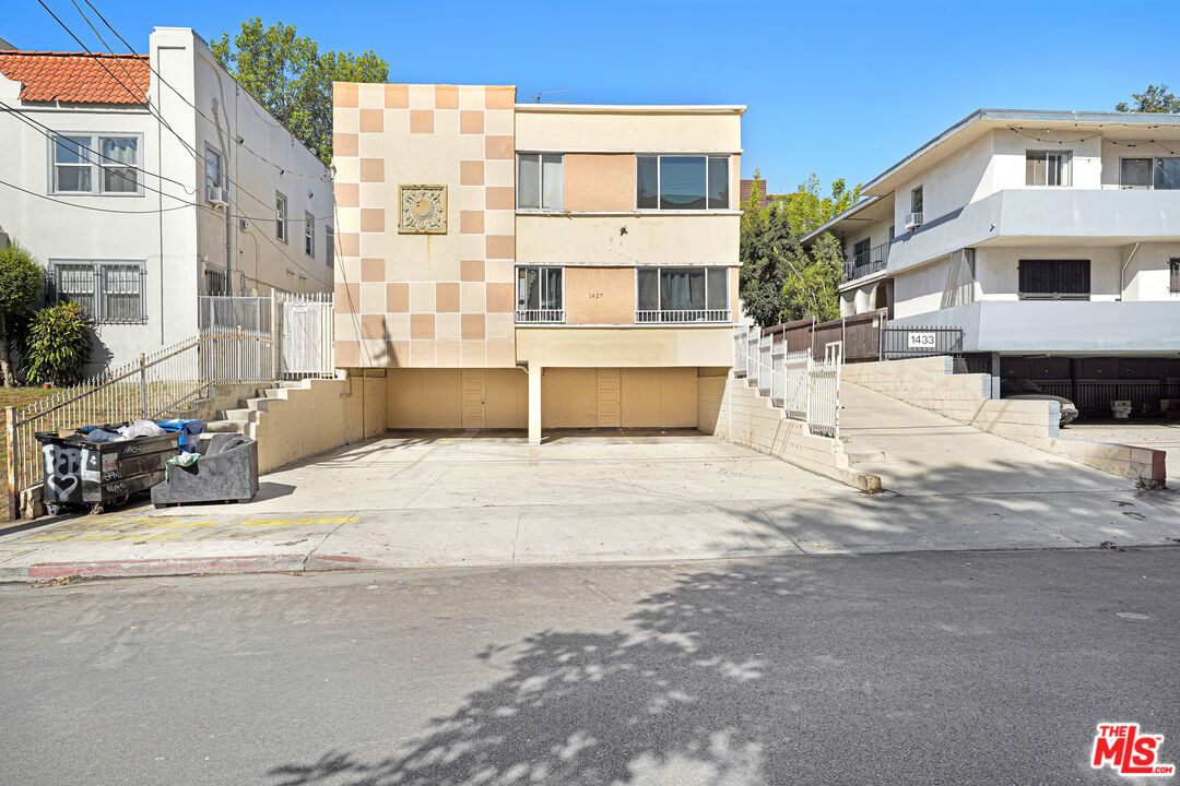 Property photo for 1427 N Martel Ave, #3, Los Angeles, CA