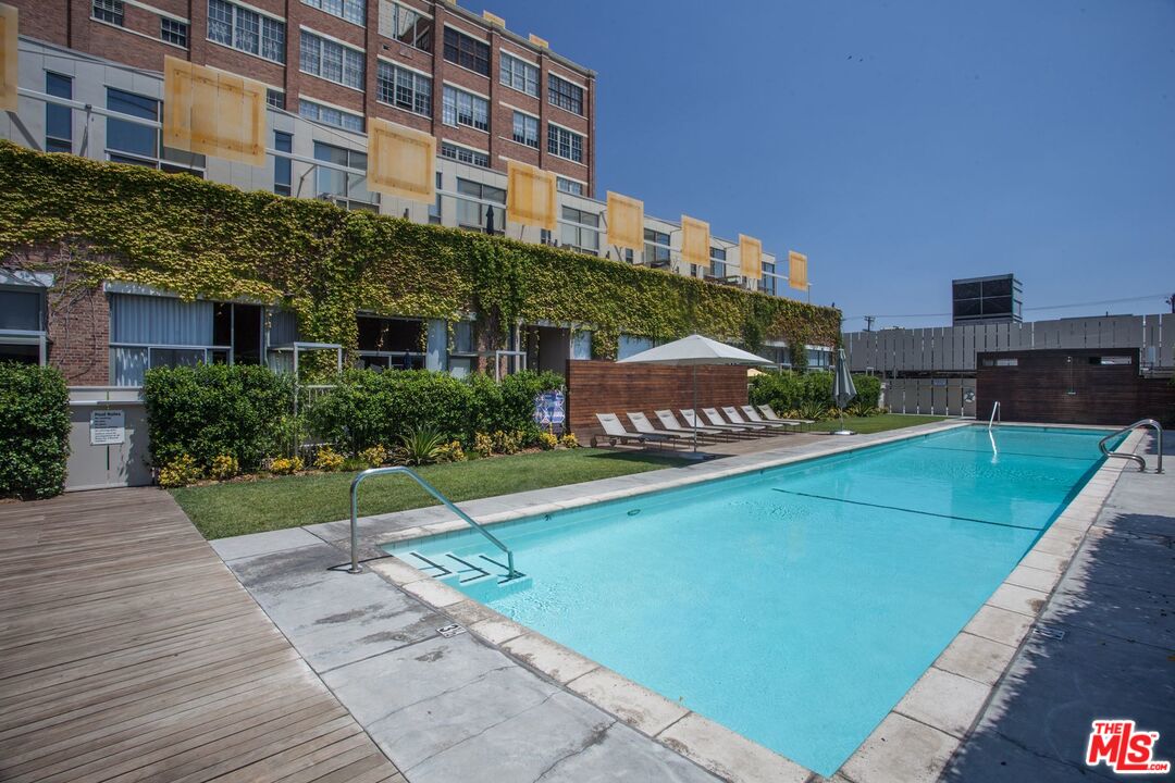 Property photo for 1850 Industrial St, #607, Los Angeles, CA