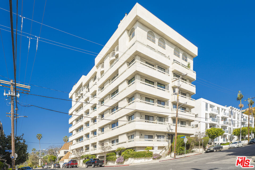Property photo for 1601 N Fuller Ave, #303, Los Angeles, CA