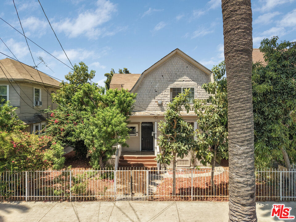 Property photo for 1711 Toberman St, Los Angeles, CA