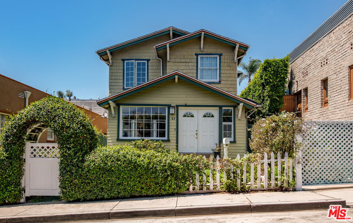 Property photo for 41 Vicente Ter, Santa Monica, CA