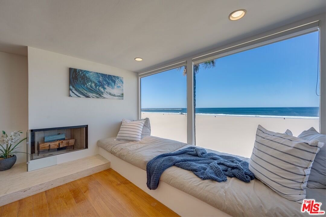 Property photo for 6 Northstar St, #303, Marina Del Rey, CA