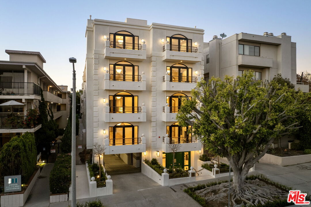 Property photo for 11923 Gorham Ave, #202, Los Angeles, CA