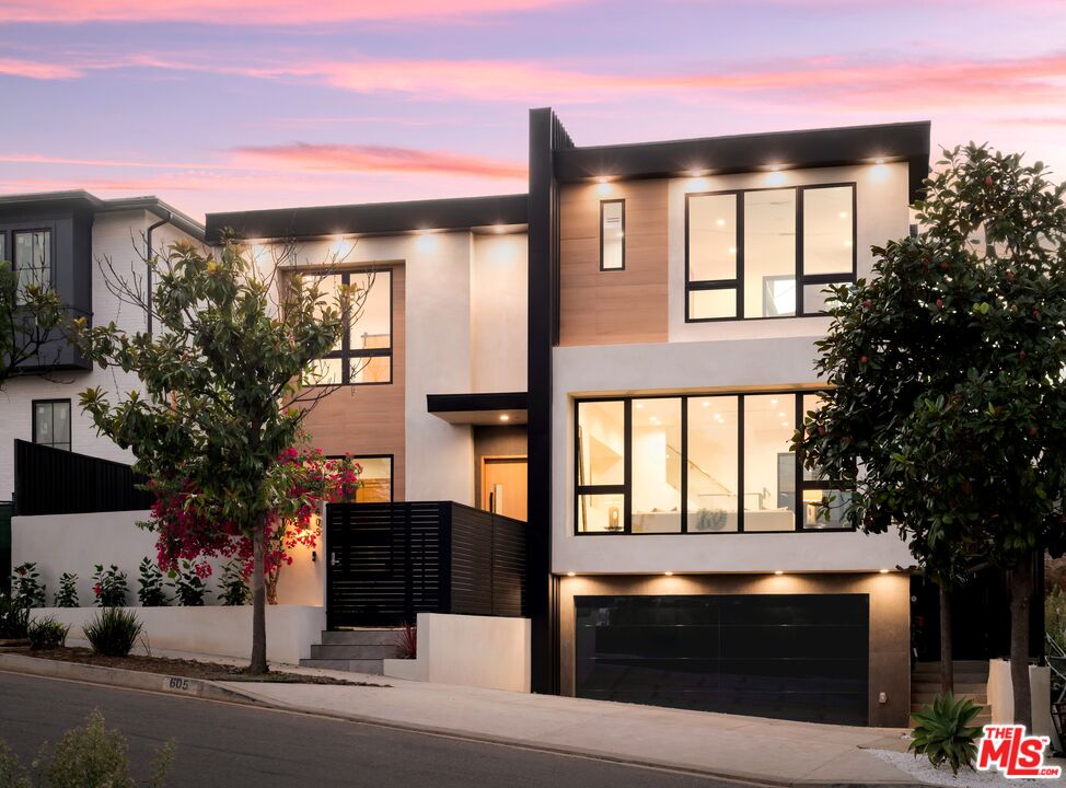 Property photo for 605 Erskine Dr, Los Angeles, CA