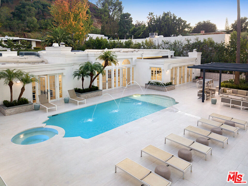 Property photo for 505 EVELYN PL, Beverly Hills, CA
