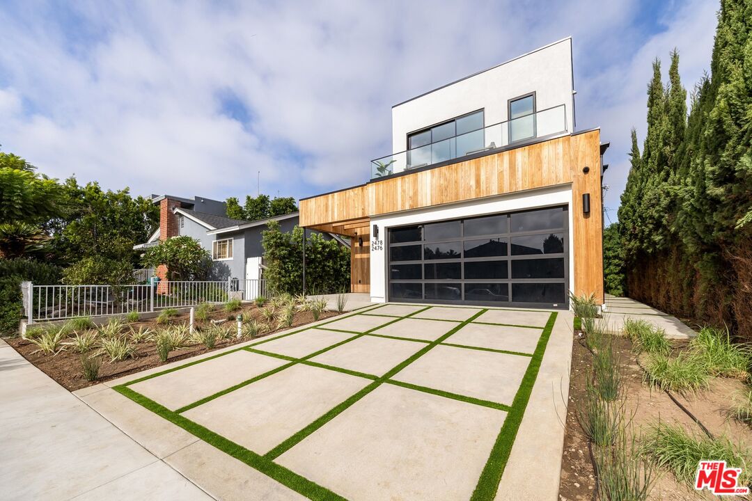 Property photo for 2478 Louella Ave, Los Angeles, CA