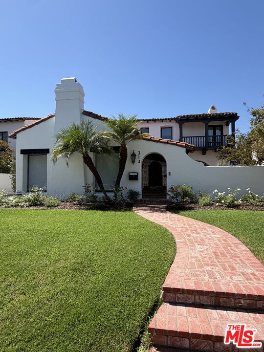 Property photo for 313 S Peck Dr, Beverly Hills, CA