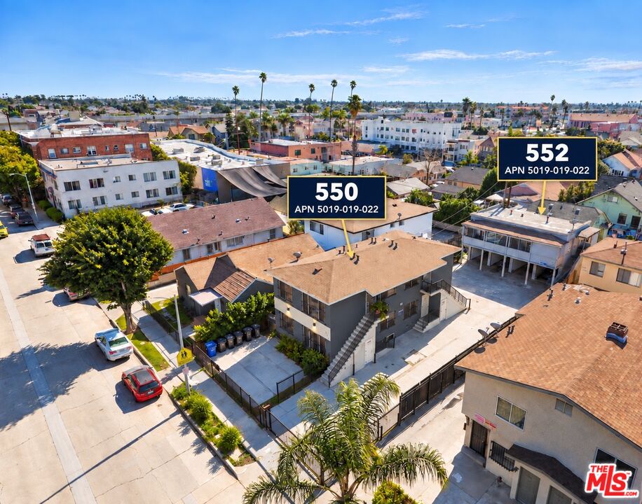 Property photo for 550 W 41st Dr, Los Angeles, CA