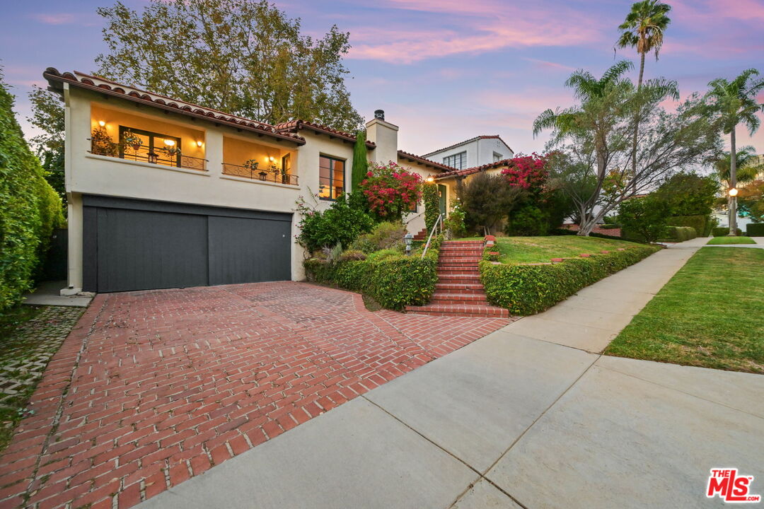 Property photo for 10323 Dunkirk Ave, Los Angeles, CA