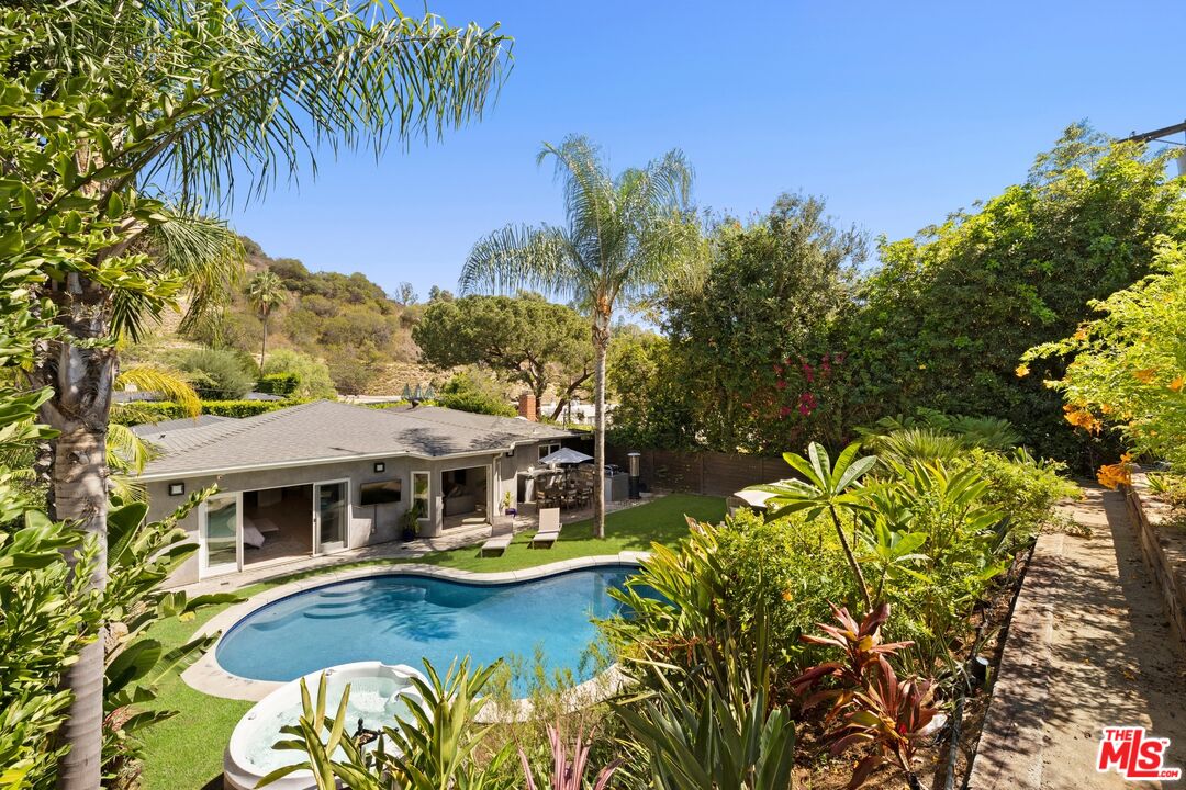 Property photo for 8142 Amor Rd, Los Angeles, CA