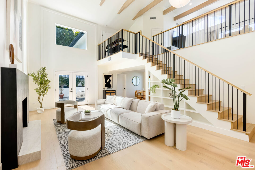 Property photo for 4041 Davana Rd, Los Angeles, CA