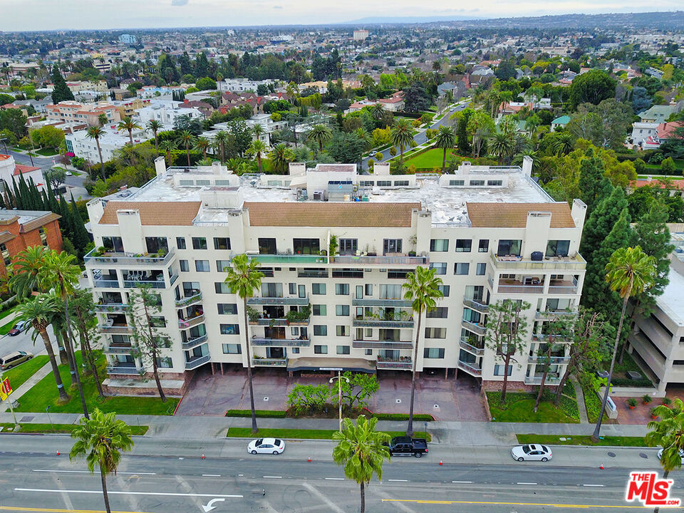 Property photo for 4460 Wilshire Blvd, #701, Los Angeles, CA