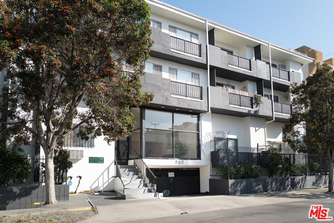 Property photo for 860 S Kingsley Dr, #306, Los Angeles, CA