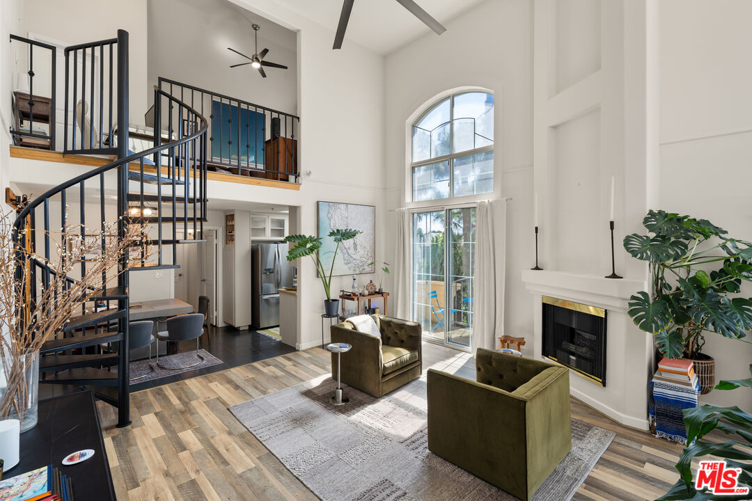 Property photo for 7101 La Tijera Blvd, #J201, Los Angeles, CA
