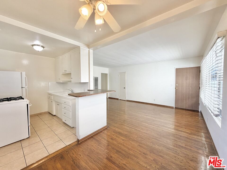 Property photo for 932 Wilcox Ave, #4, Los Angeles, CA