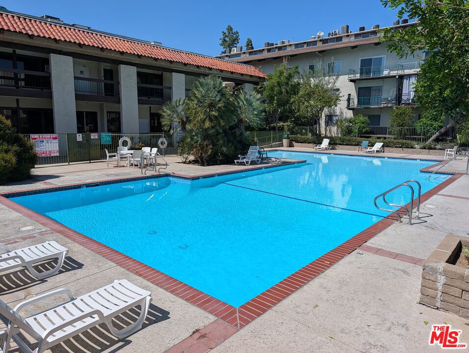 Property photo for 5460 White Oak Ave, #E338, Los Angeles, CA