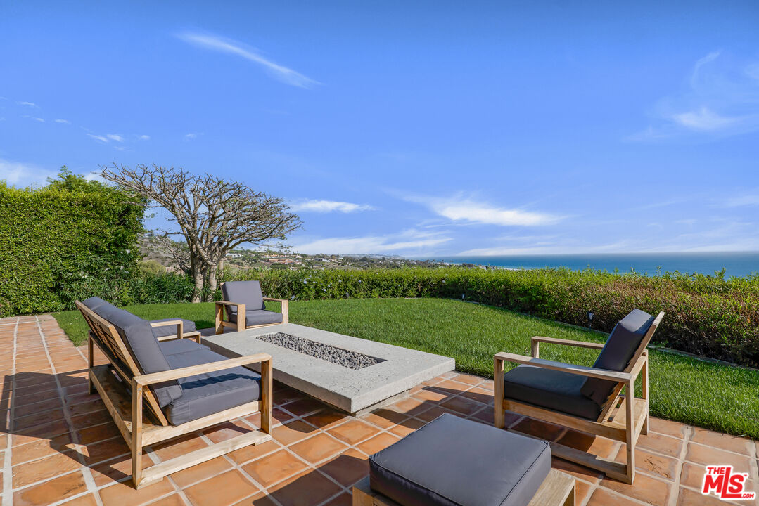 Property photo for 6249 TAPIA DR, Malibu, CA
