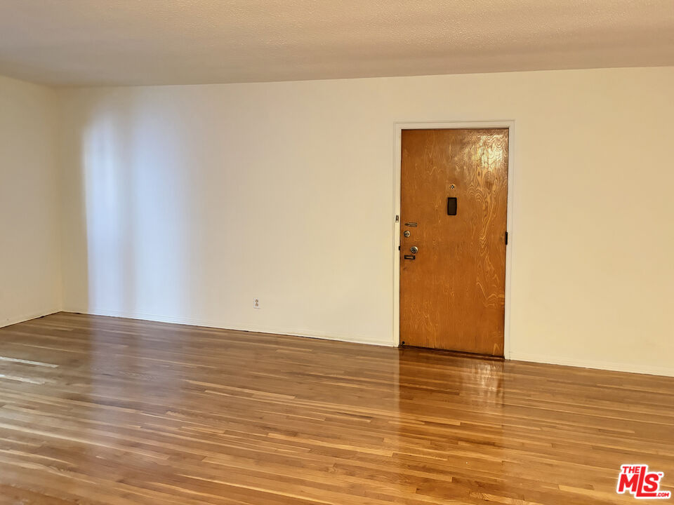 Property photo for 1331 N GARDNER ST, #7, Los Angeles, CA