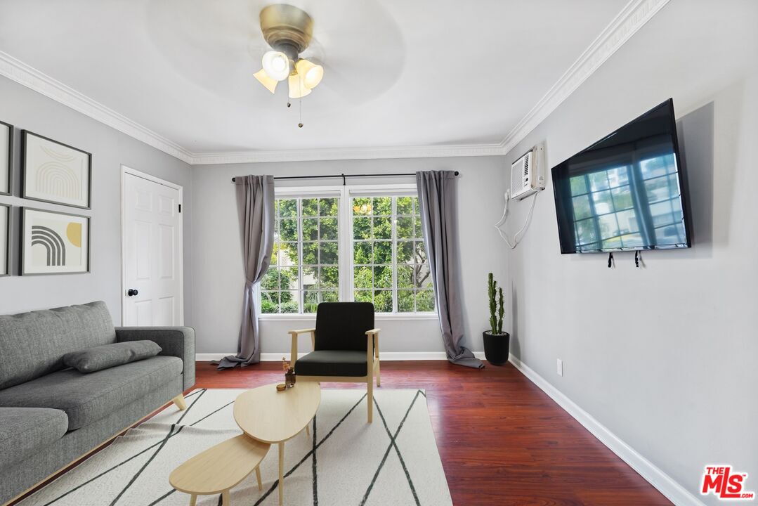 Property photo for 6226 3/4 De Longpre Ave, Los Angeles, CA