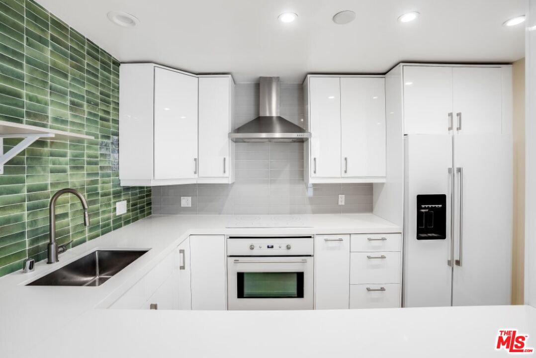 Property photo for 10433 Wilshire Blvd, #405, Los Angeles, CA