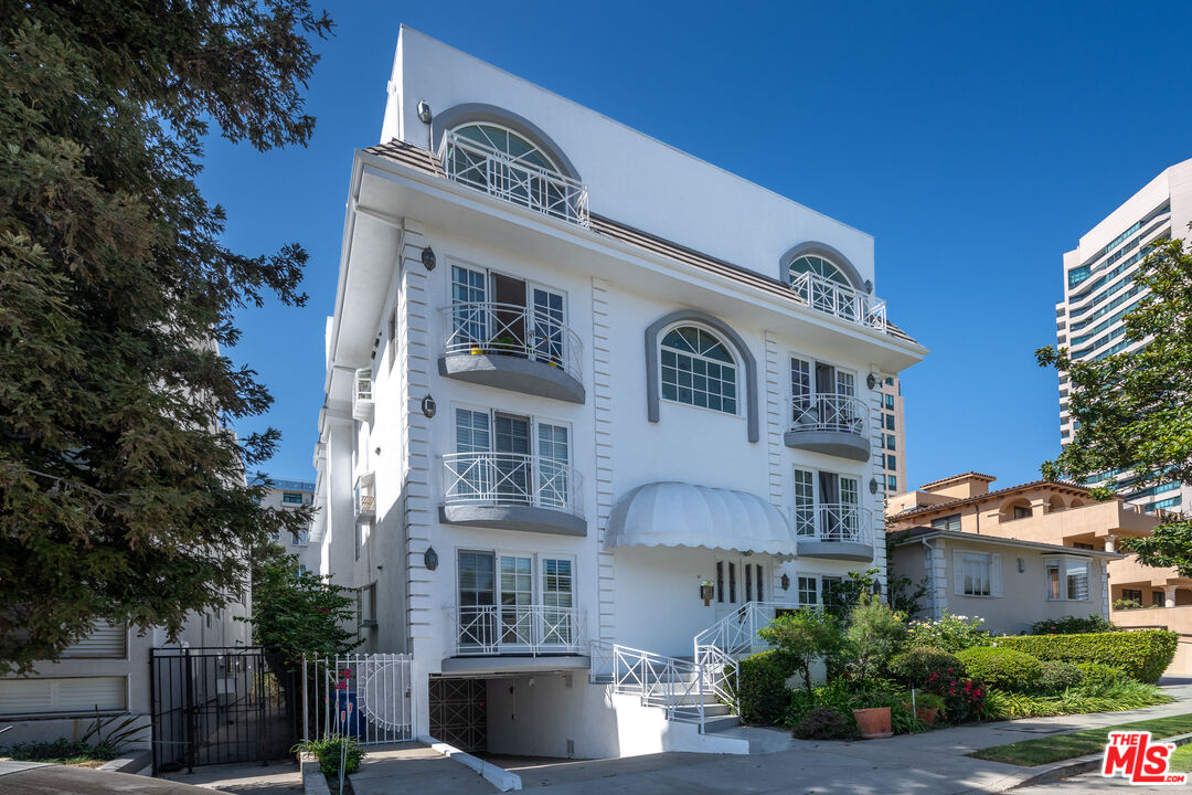 Property photo for 10531 Ashton Ave, #202, Los Angeles, CA