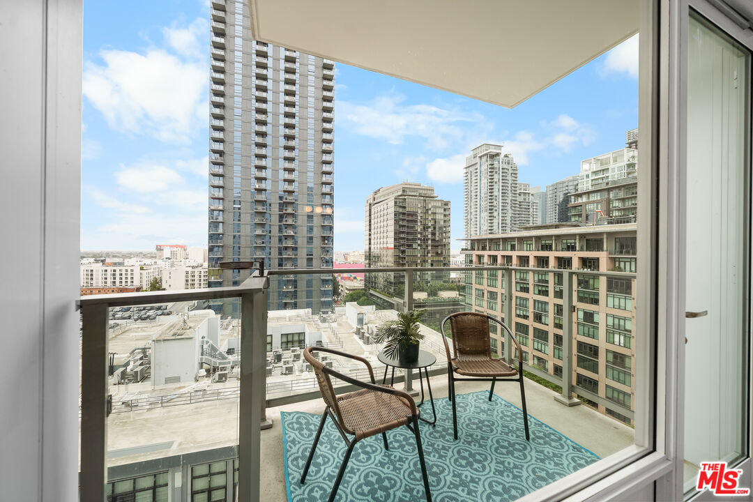 Property photo for 1050 S GRAND AVE, #1303, Los Angeles, CA