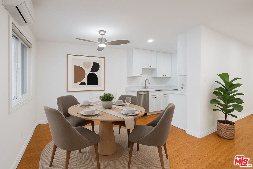 Property photo for 918 17th St, #2, Santa Monica, CA