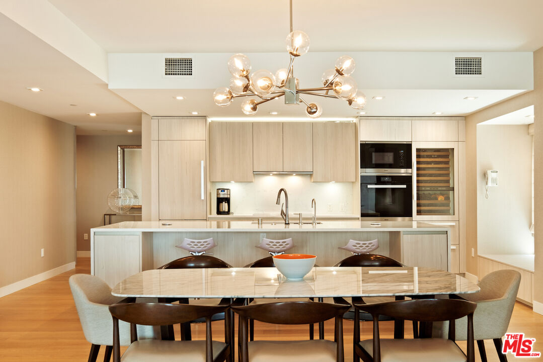 Property photo for 6250 Hollywood Blvd, #8M, Los Angeles, CA