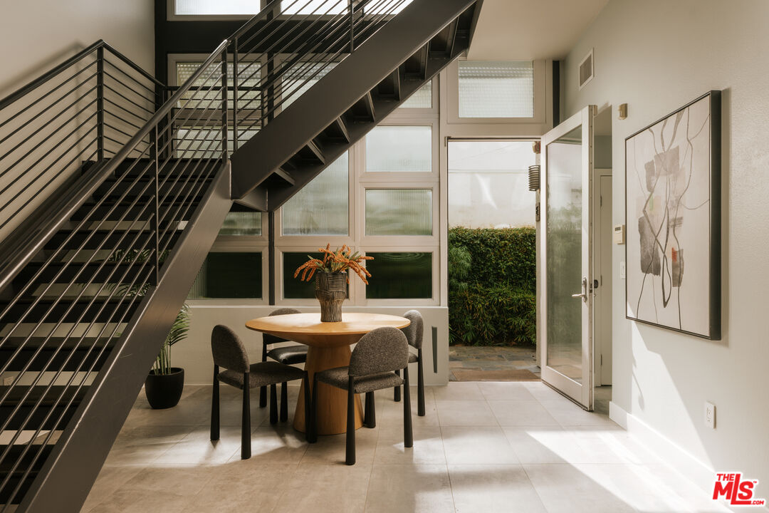 Property photo for 1524 11th St, #E, Santa Monica, CA
