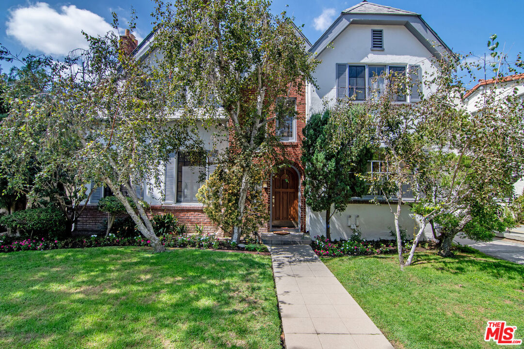 Property photo for 531 N June St, Los Angeles, CA