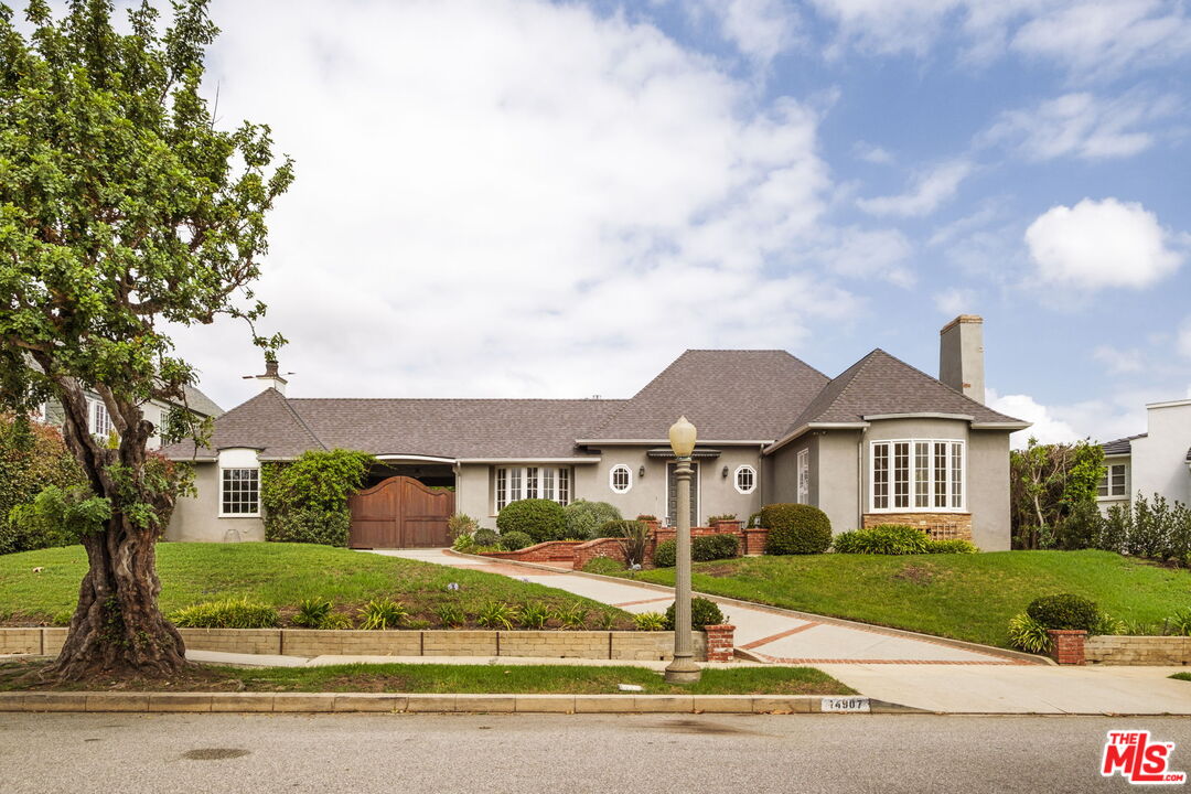 Property photo for 14907 Camarosa Dr, Los Angeles, CA