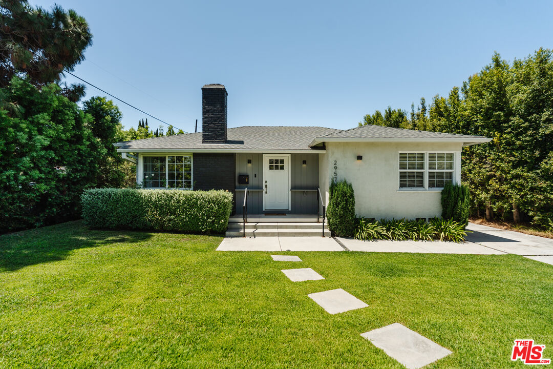 Property photo for 2957 Midvale Ave, Los Angeles, CA