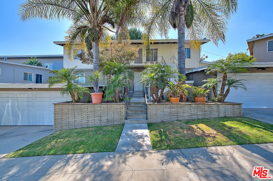 Property photo for 7013 Ramsgate Pl, Los Angeles, CA