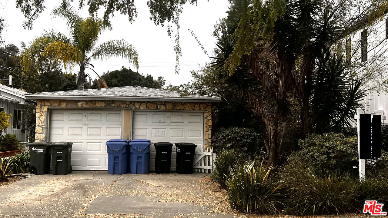 Property photo for 8894 Hubbard St, Culver City, CA