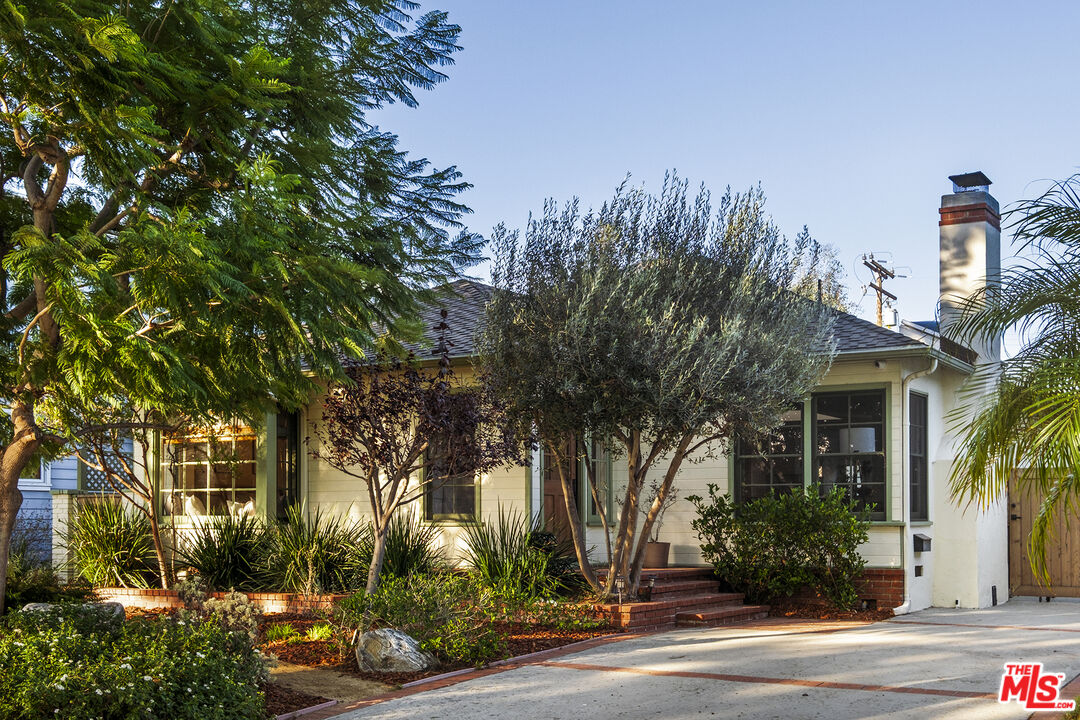 Property photo for 2429 26th St, Santa Monica, CA