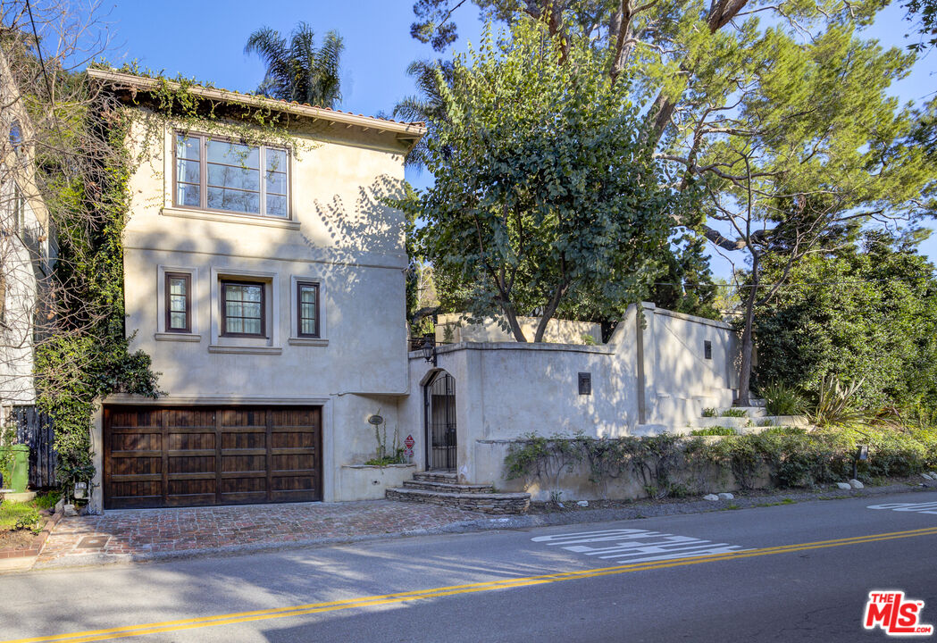 Property photo for 2880 Nichols Canyon RD, Los Angeles, CA