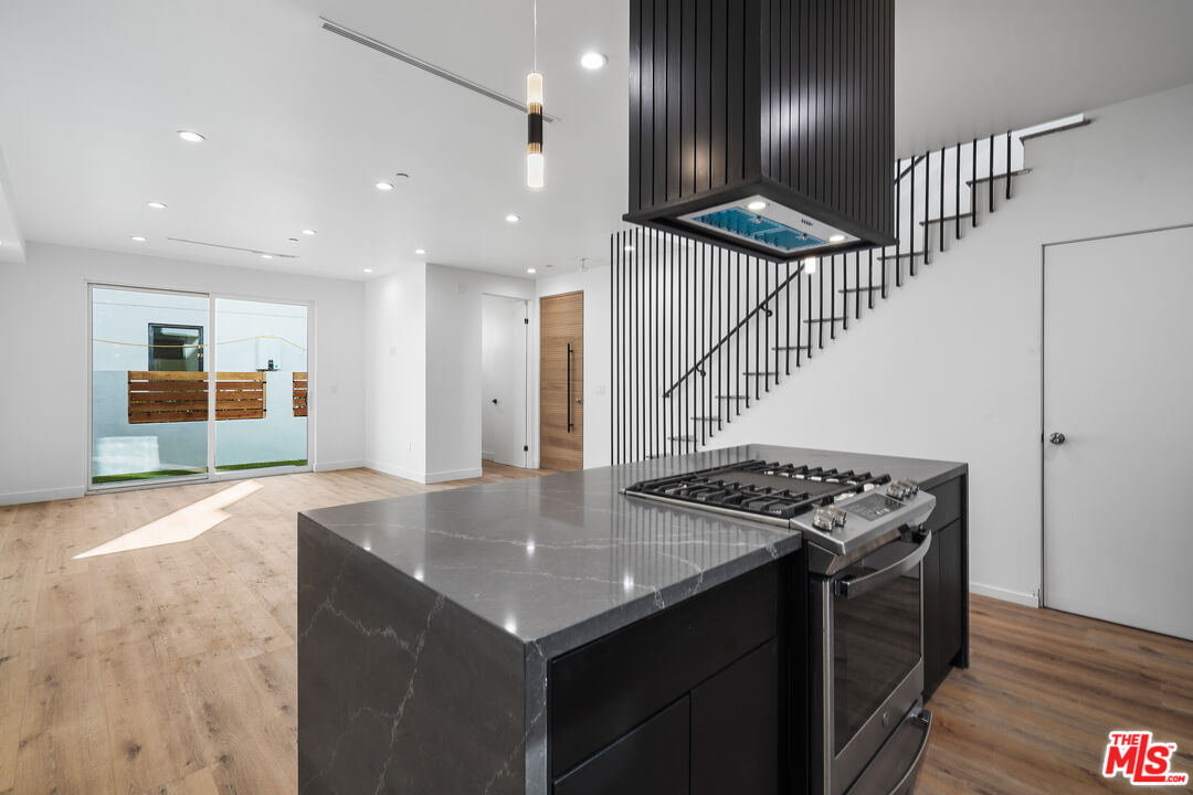 Property photo for 839 N Mccadden Pl, #C, Los Angeles, CA