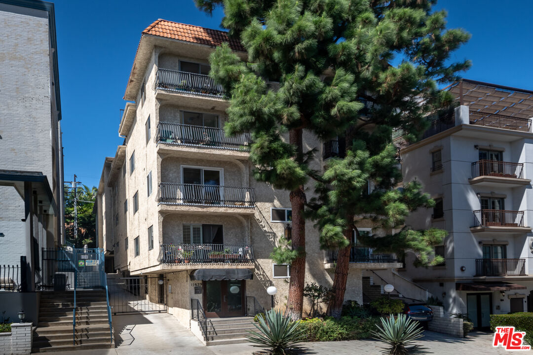 Property photo for 11639 Chenault St, #302, Los Angeles, CA