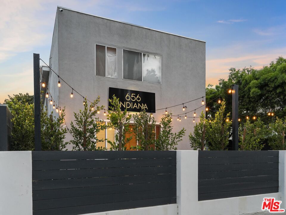 Property photo for 656 Indiana Ave, #3, Venice, CA