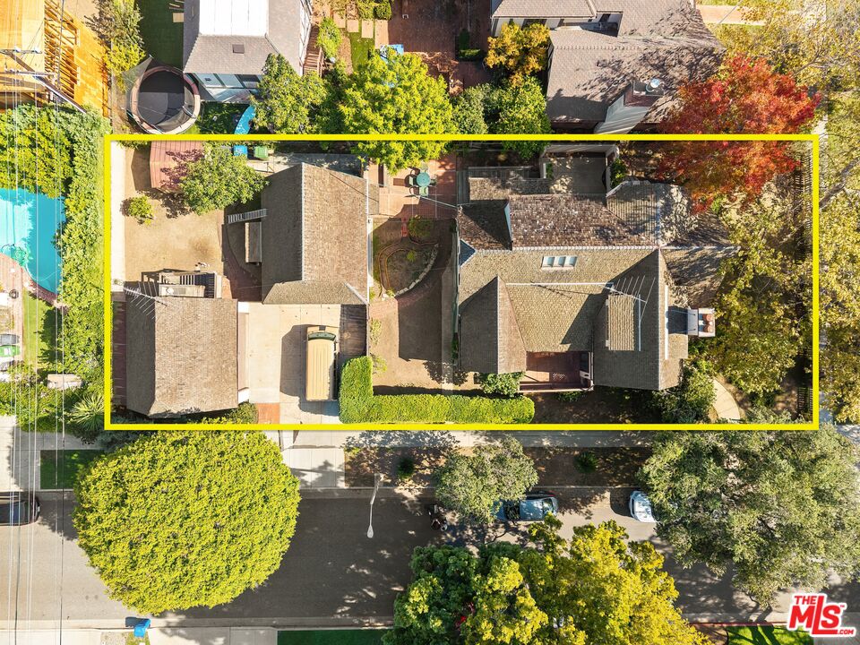 Property photo for 1902 Georgina Ave, Santa Monica, CA
