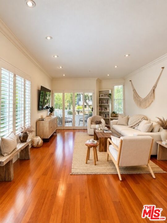 Property photo for 410 N Oakhurst Dr, #201, Beverly Hills, CA