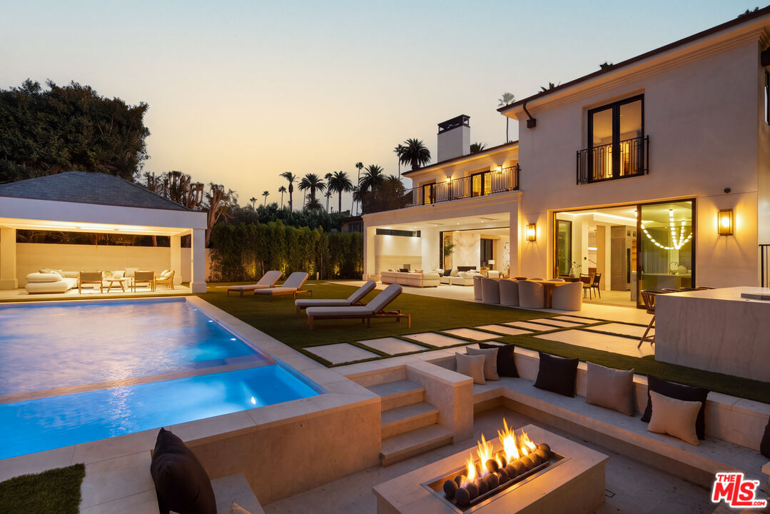 Property photo for 716 N Bedford Dr, Beverly Hills, CA