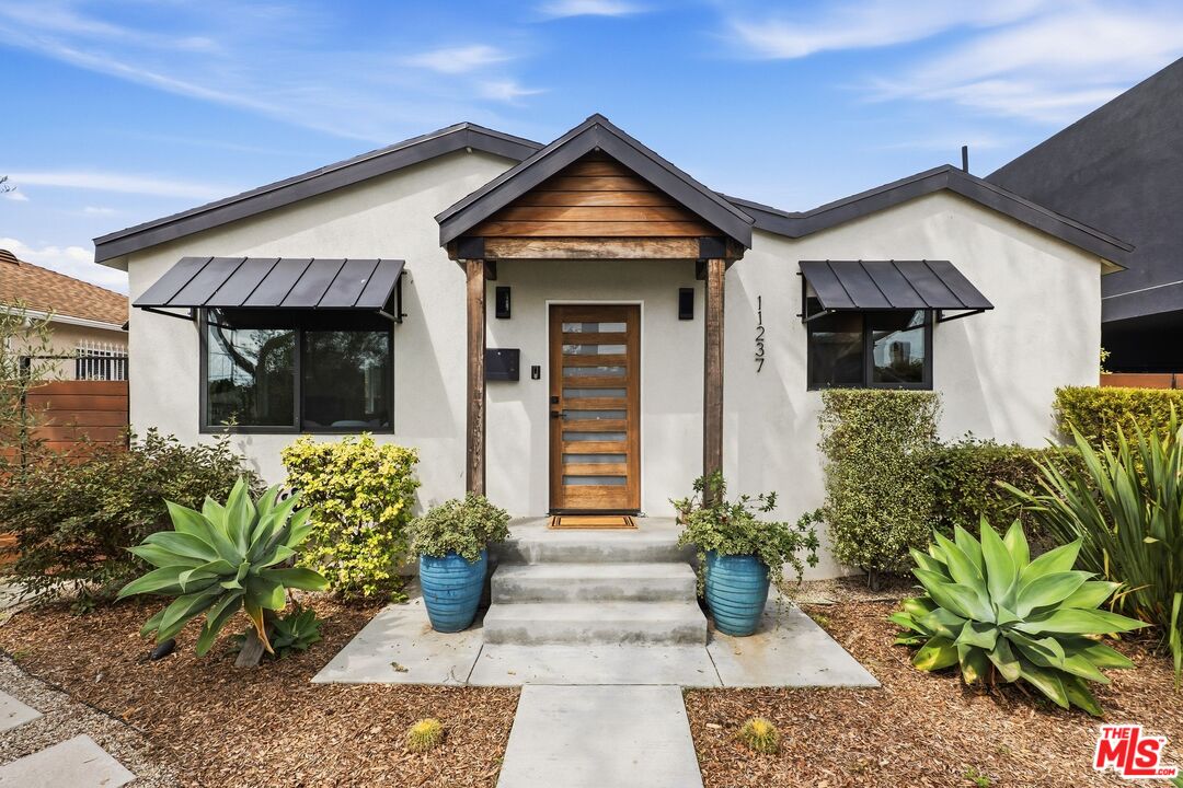 Property photo for 11237 Braddock Dr, Culver City, CA