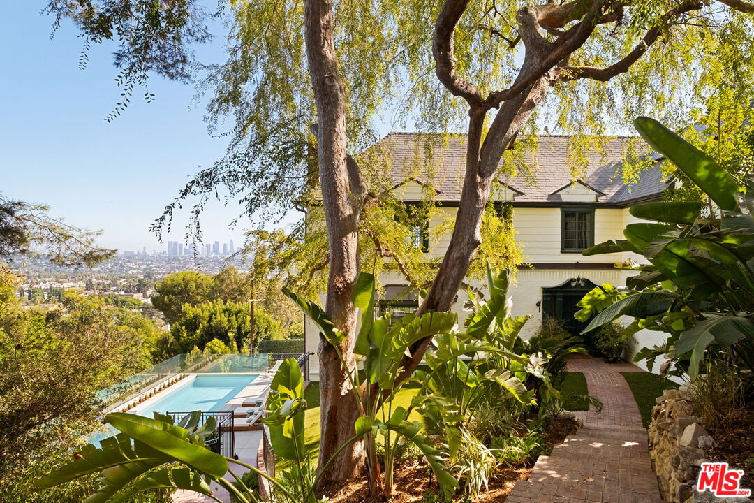 Property photo for 4818 Bonvue Ave, Los Angeles, CA