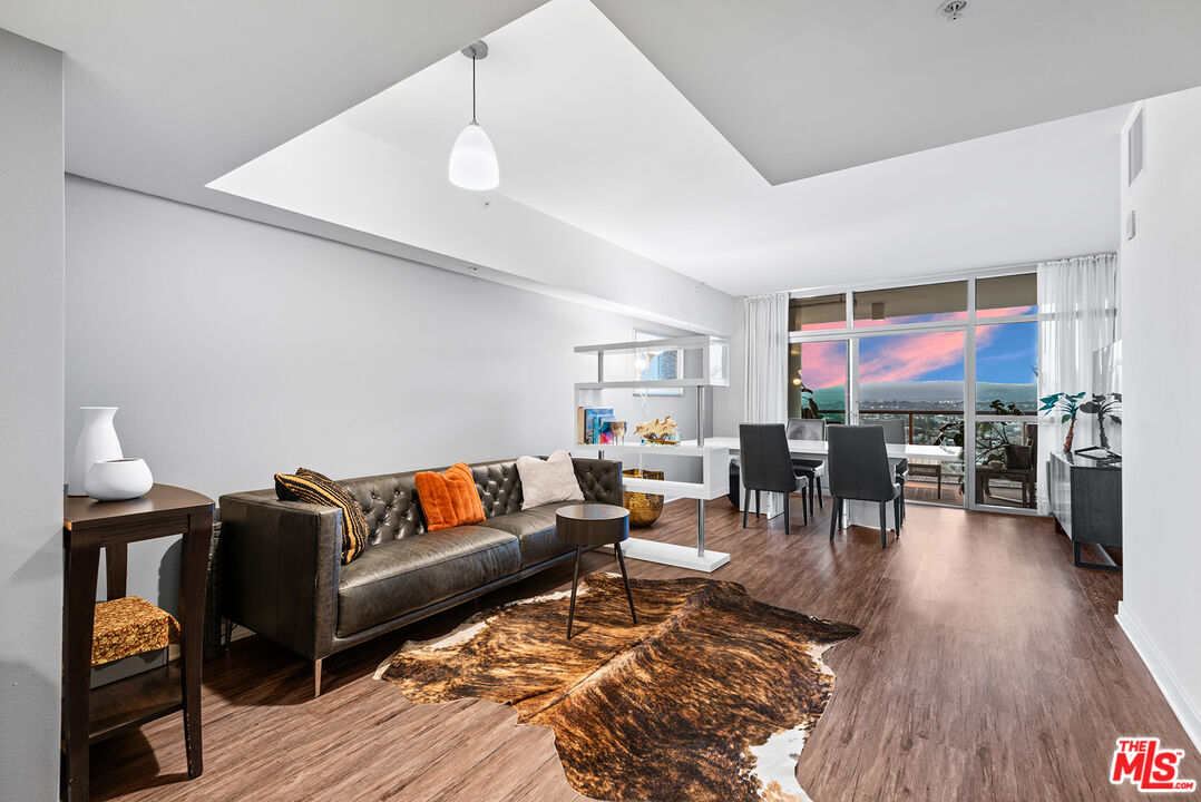 Property photo for 13700 Marina Pointe Dr, #1520, Marina Del Rey, CA