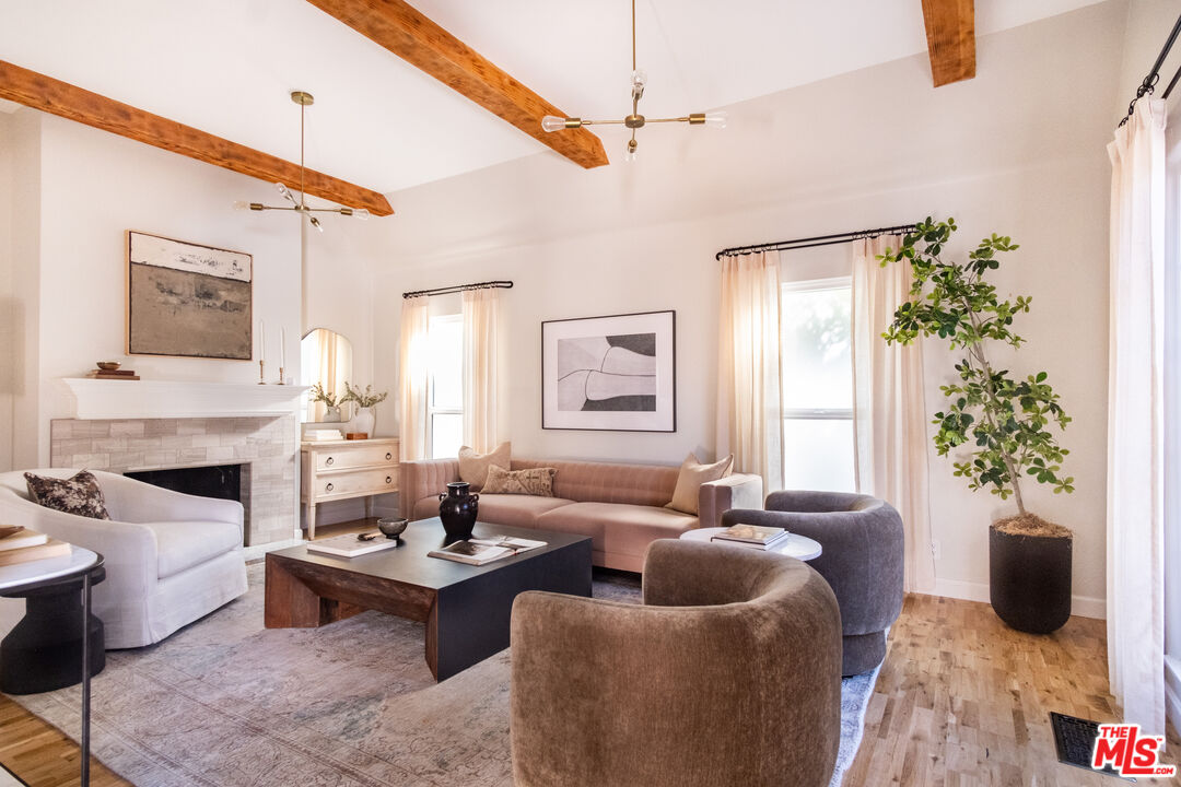 Property photo for 5166 High Crest Ave, Los Angeles, CA